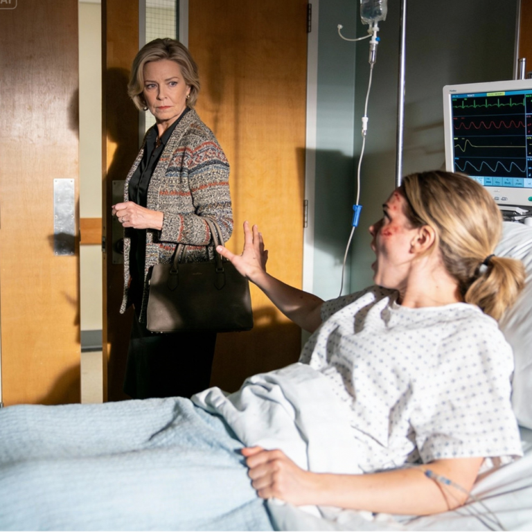 Dopo un incidente stradale, i miei genitori hanno costretto la mia bambina di 9 anni a dimettersi prima del previsto, rifiutando le cure. “Starà bene”, hanno detto, ma non avrei mai pensato che avrebbero osato…