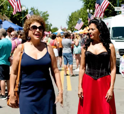 Mia suocera ha lasciato la mia bambina di 8 anni seduta DA SOLA SUL MARCIAPIEDE e se n’è andata a divertirsi con i suoi nipotini preferiti. “Era fastidiosa”, ha detto mia cognata. Quando mio marito l’ha scoperto, non ha esitato. Ha annunciato QUESTO. I miei suoceri sono rimasti in silenzio…