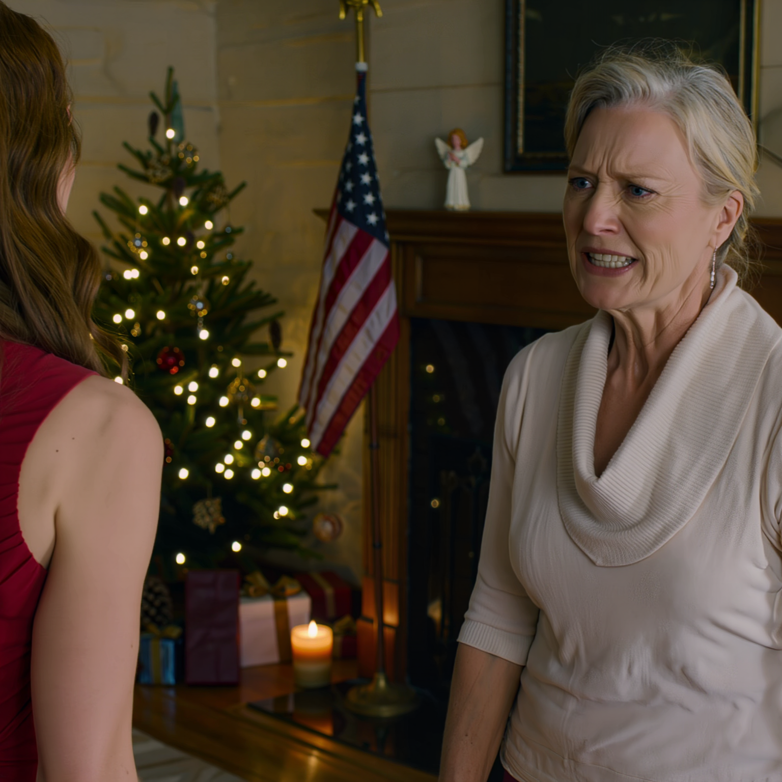 La notte di Natale, nella nostra casa in periferia, mia suocera guardò la mia bambina di 6 anni e disse freddamente che non poteva chiamarla “nonna”, subito dopo aver criticato il regalo fatto a mano che mia figlia aveva fatto con orgoglio. Non avevo nemmeno ripreso fiato che mio figlio di 8 anni balzò in piedi, restituì il regalo e pronunciò una frase che fece calare il silenzio assoluto in tutto il soggiorno. Poi mio marito aprì il portatile e tutto cambiò.