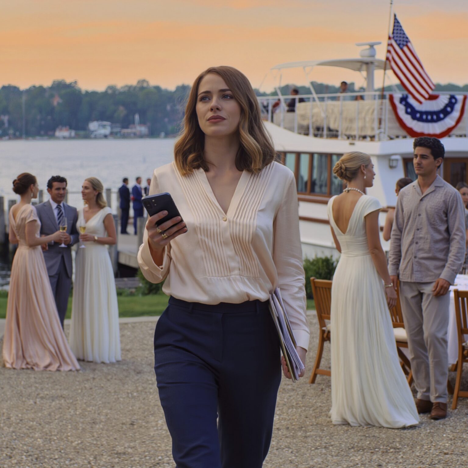 «Alle due del mattino, la polizia mi ha trascinato fuori dal letto a causa di una falsa chiamata di emergenza. Mentre ero trattenuto, i miei genitori hanno presentato in silenzio la richiesta per ottenere la piena custodia dei miei figli. Mi sono svegliato e ho trovato la mia firma su dei documenti che non avevo mai visto.»