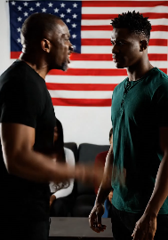 Mia sorella ha ricevuto in regalo un viaggio in Europa con tutte le spese pagate, papà l’ha abbracciata forte e le ha detto: “Ti meriti il ​​mondo intero”, mentre io ho aperto il mio regalo di compleanno e ho trovato solo una carta regalo da 20 dollari e una predica sulla “gratitudine”. Ho sorriso, ho fatto le valigie in silenzio e me ne sono andata quella sera stessa. Una settimana dopo mi hanno chiamato in lacrime quando si sono resi conto che il reddito da freelance che serviva a pagare il mutuo era sparito.